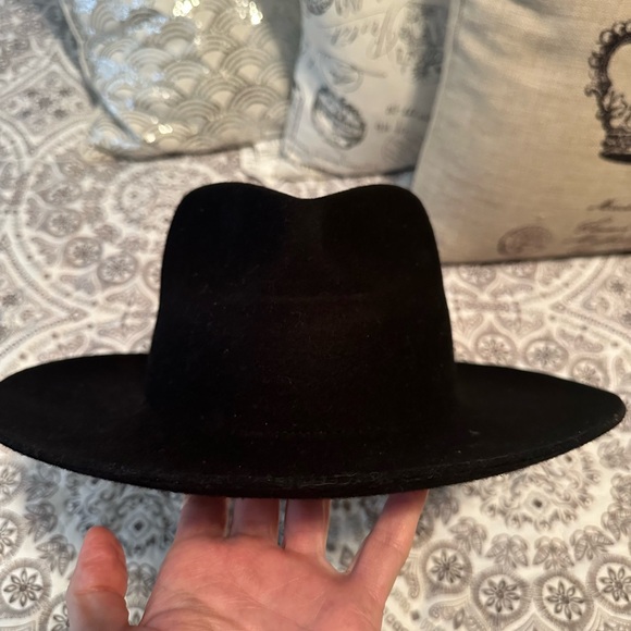 Gigi Pip Wool Hat - Picture 2 of 5